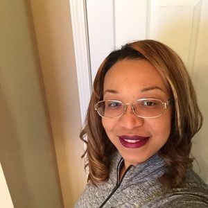 Meet your Posher, Brittney